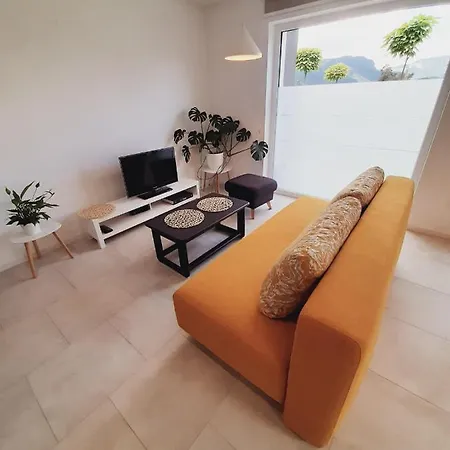 Bee-apartment In A Quiet Neighbourhood