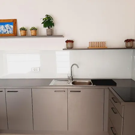 Bee Appartement Lesce (Upper Carniola)