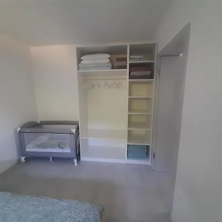Bee-apartment In A Quiet Neighbourhood Lesce (Upper Carniola)