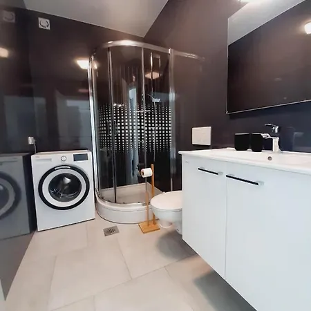 Bee Appartement Lesce (Upper Carniola)